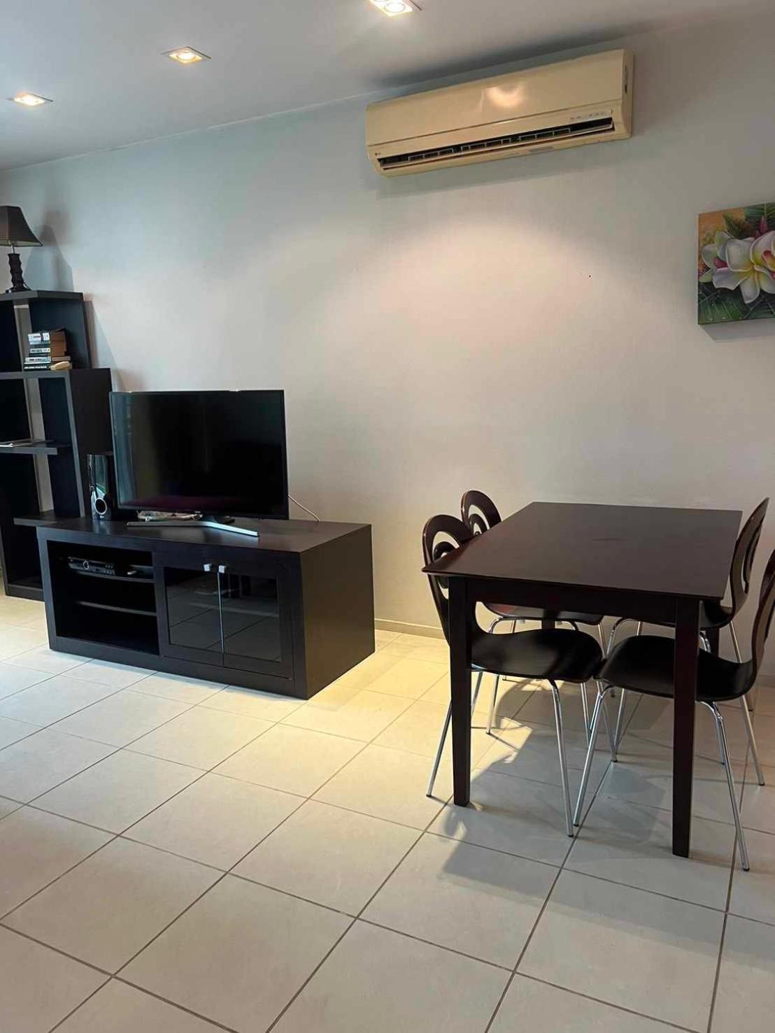 Seaview Condominium B15 Rayong Exteriör bild