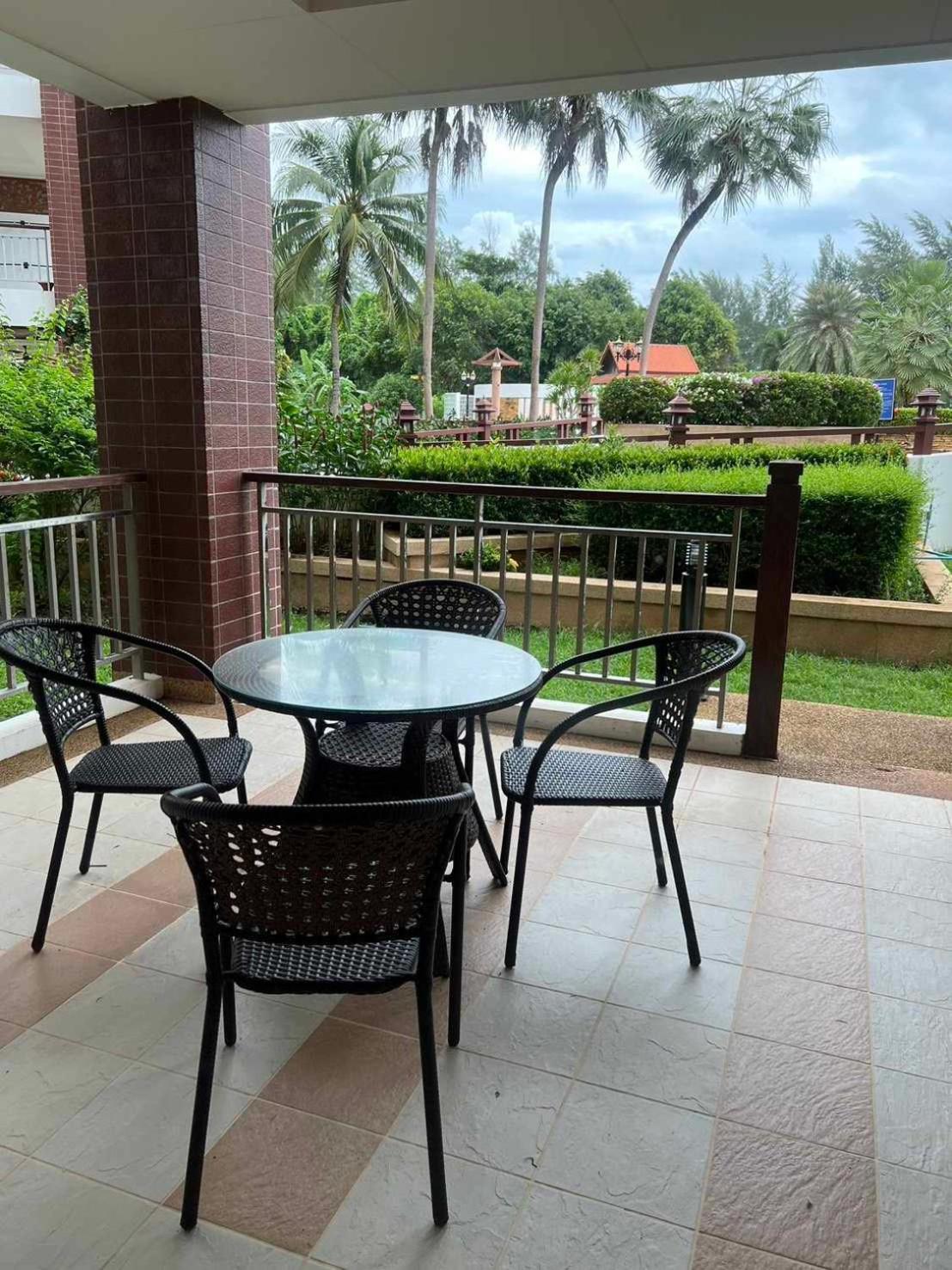 Seaview Condominium B15 Rayong Exteriör bild