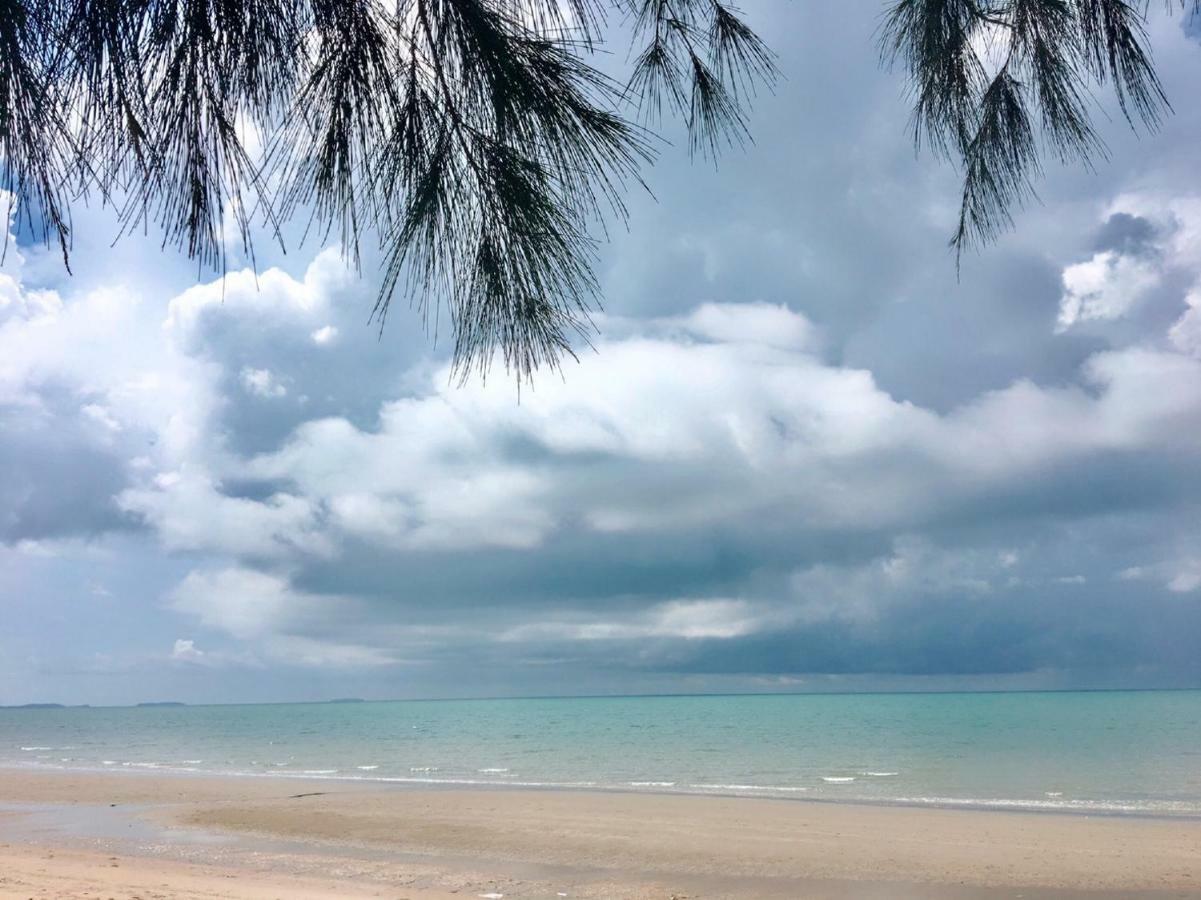 Seaview Condominium B15 Rayong Exteriör bild