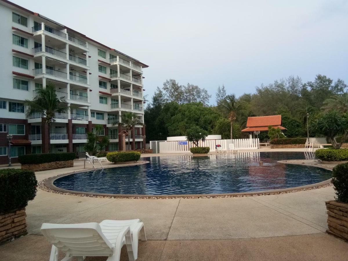 Seaview Condominium B15 Rayong Exteriör bild