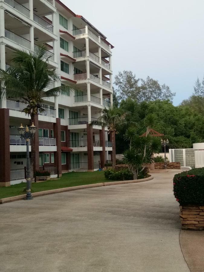 Seaview Condominium B15 Rayong Exteriör bild