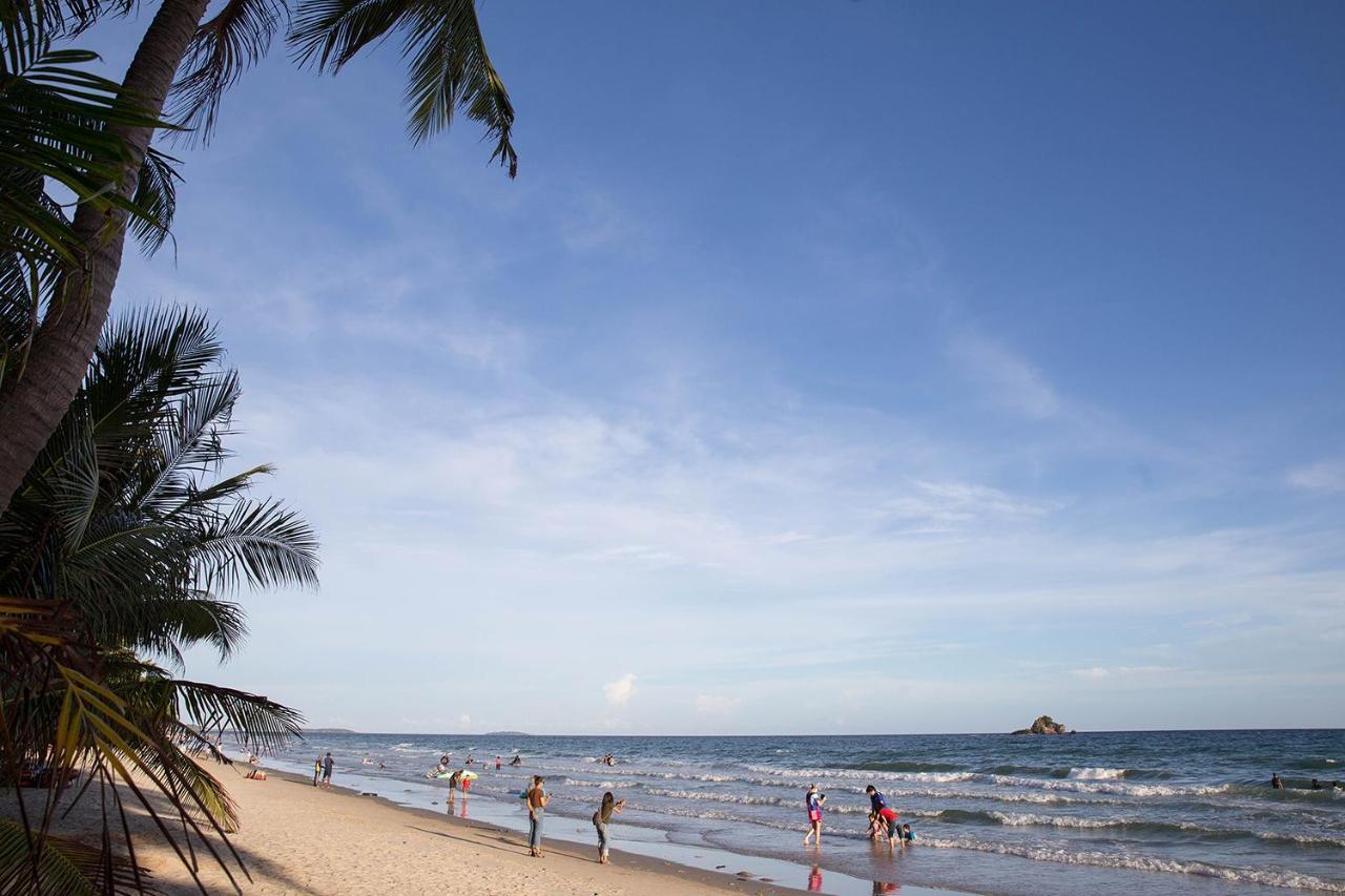 Seaview Condominium B15 Rayong Exteriör bild